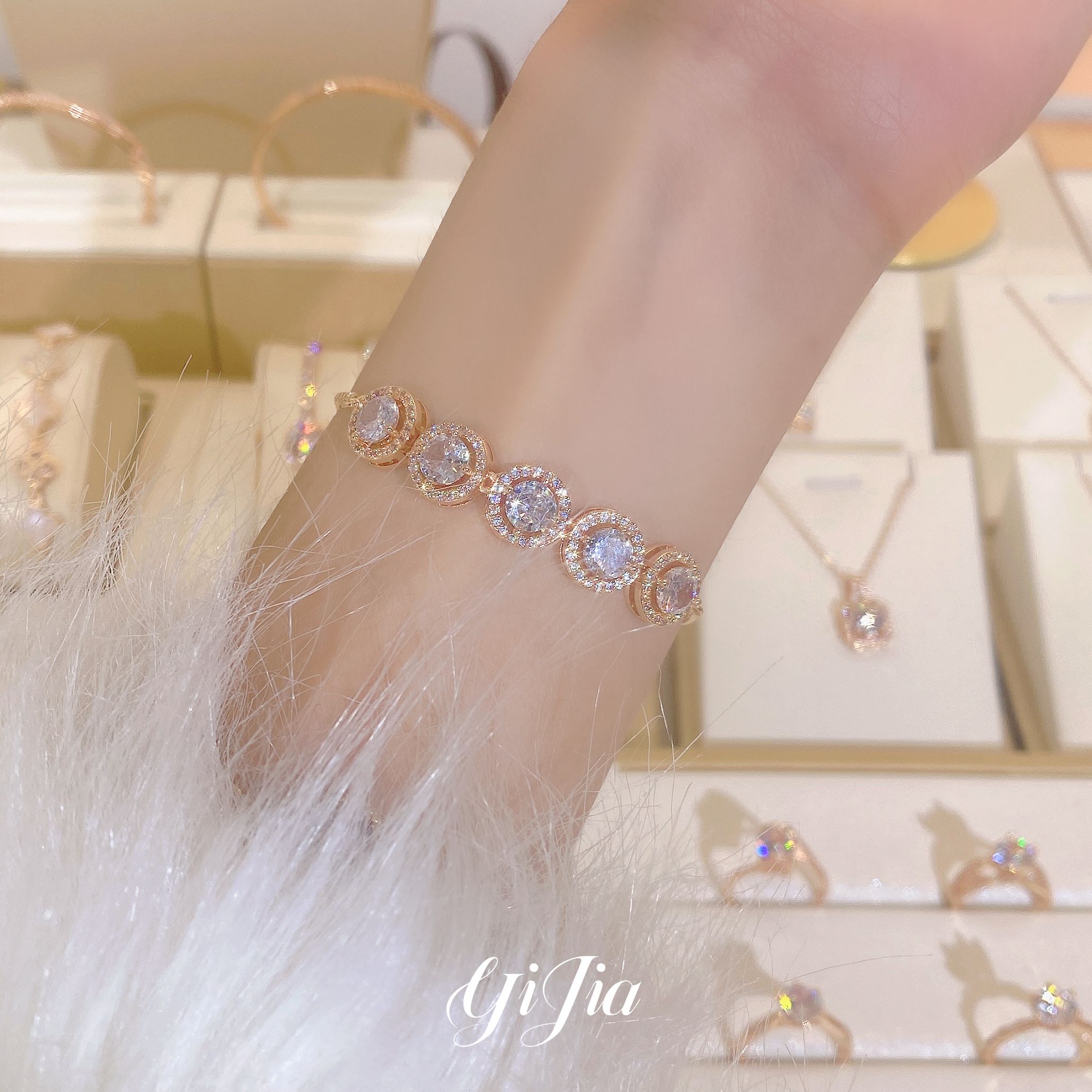 铜合金合成锆石手链 时尚五圆包FS653香槟色轻奢气质百搭简约小众