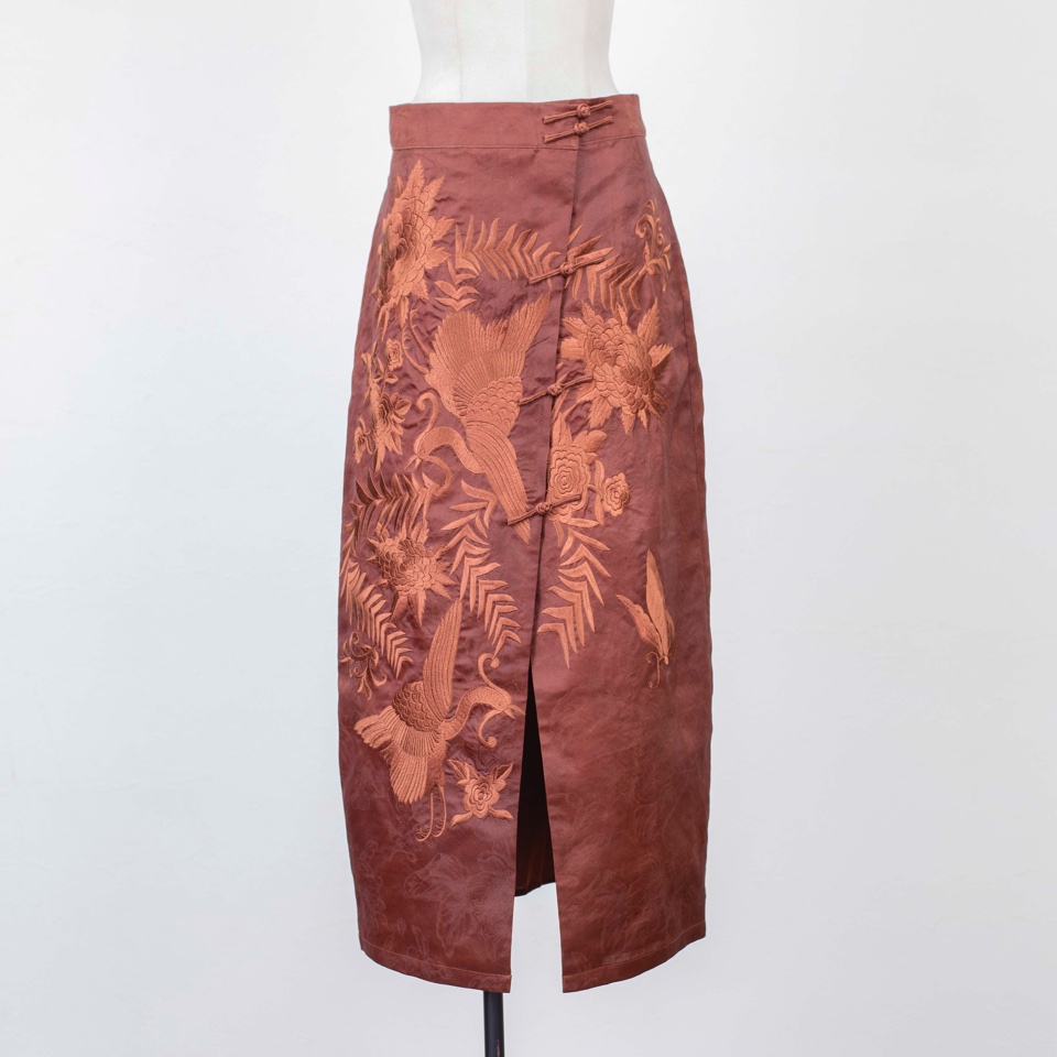 【走心非遗】香云纱半开叉手工工艺绣花半裙21ZDQ2363新中式休闲