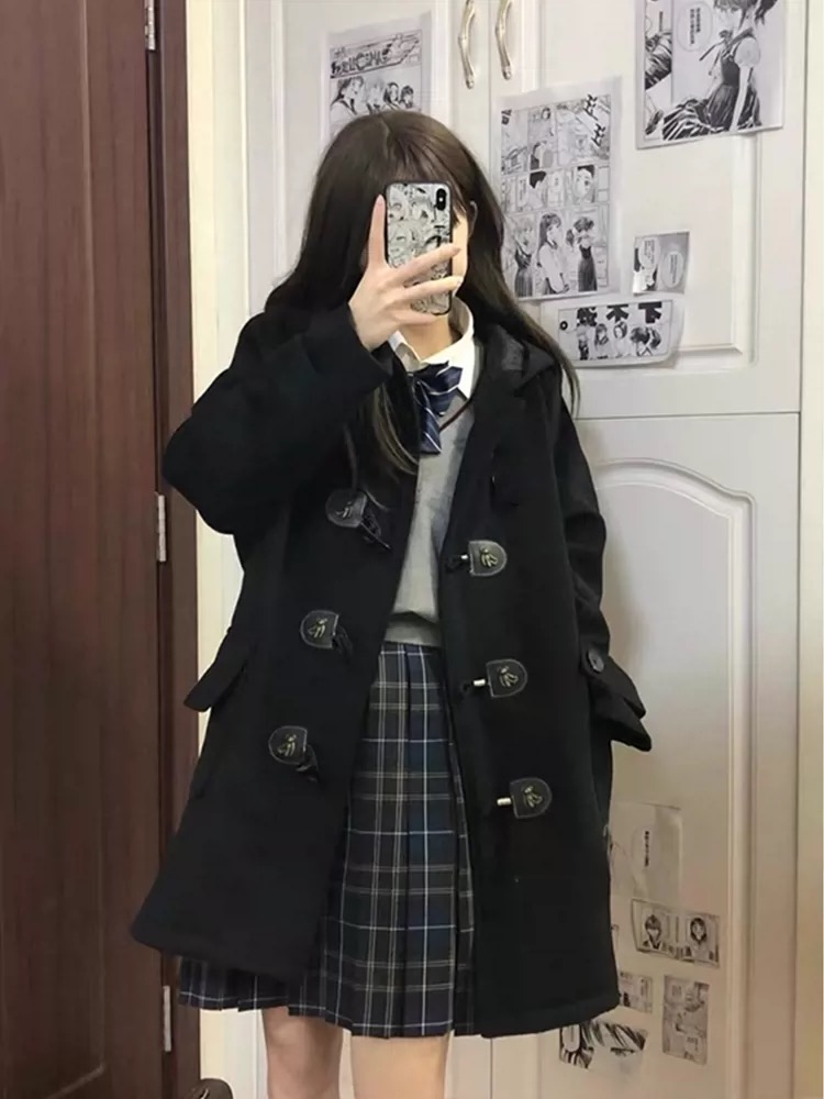 牛角扣黑色短款呢子大衣女毛呢外套2023秋冬季新款英伦风今年流行