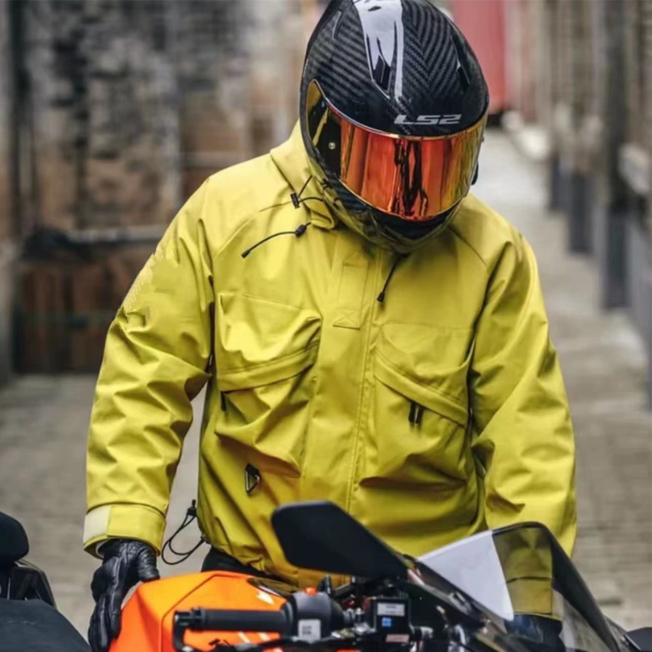 冬季男女款防风防水连帽冲锋衣！加绒加厚保暖冲锋衣连帽夹克外套