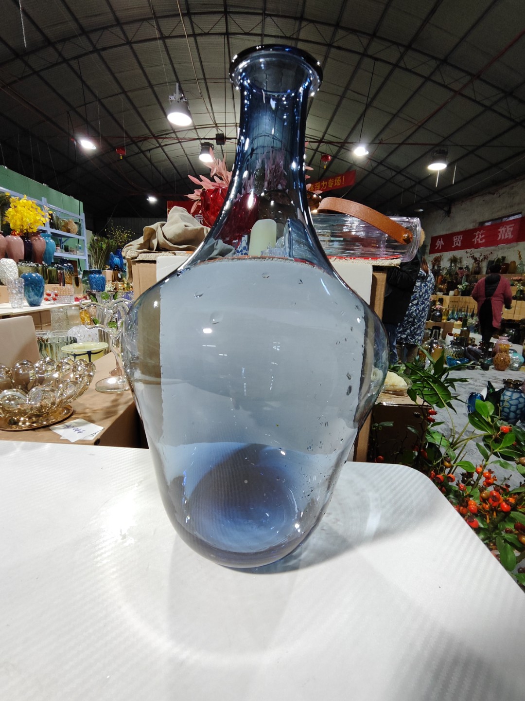 [K116]孤品浅蓝透明细口花瓶