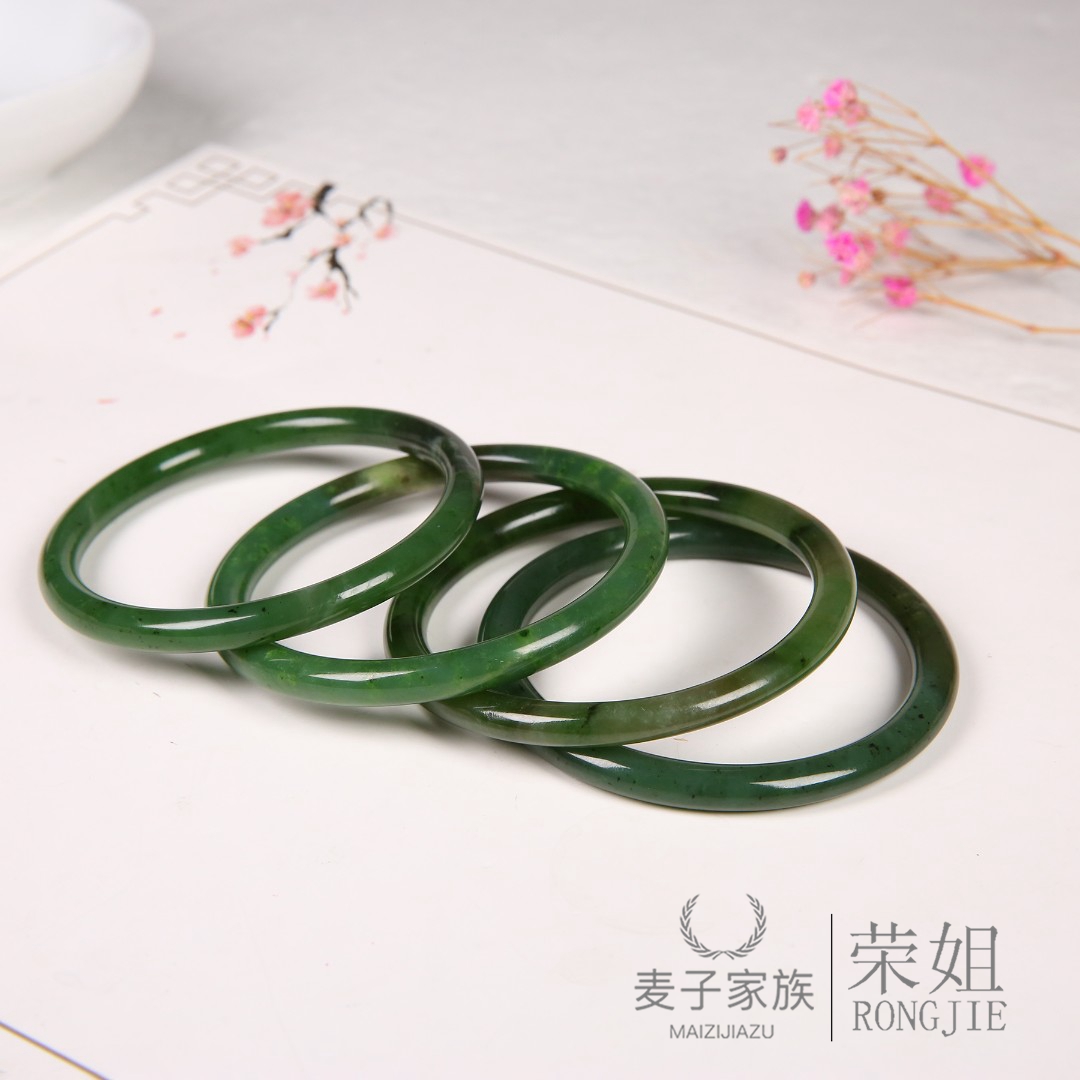 【麦子家族L龙年年货节】天然新疆和田玉碧玉手镯发一99BYDD-