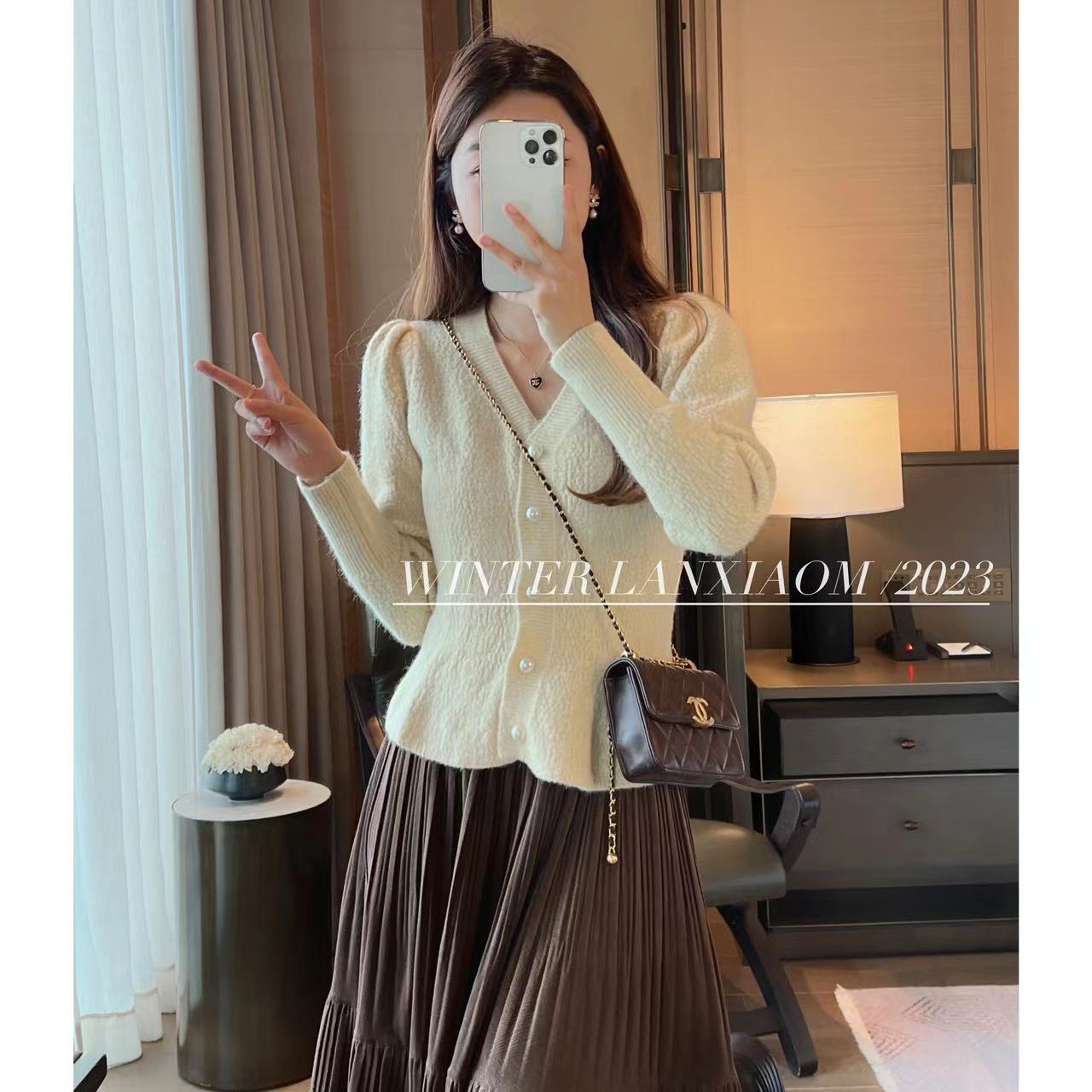 【懒小毛】2023新款纯色复古简约时尚潮流百搭单排扣上衣女158023