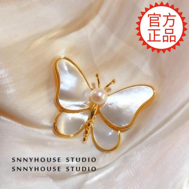 批发天然淡水珍珠胸针白蝴蝶胸花贝母西装别针气质气质白色时尚