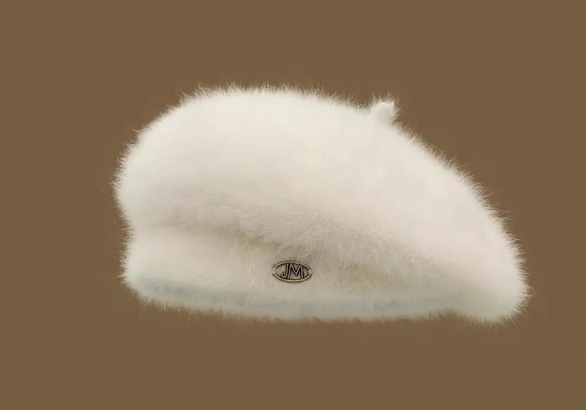 2023新款字母百搭白色贝雷帽