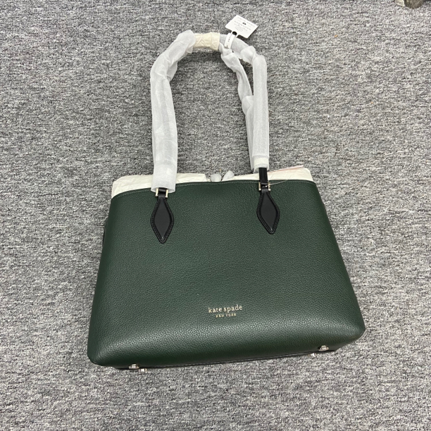 全新未使用  KS/C854356/37X27/包