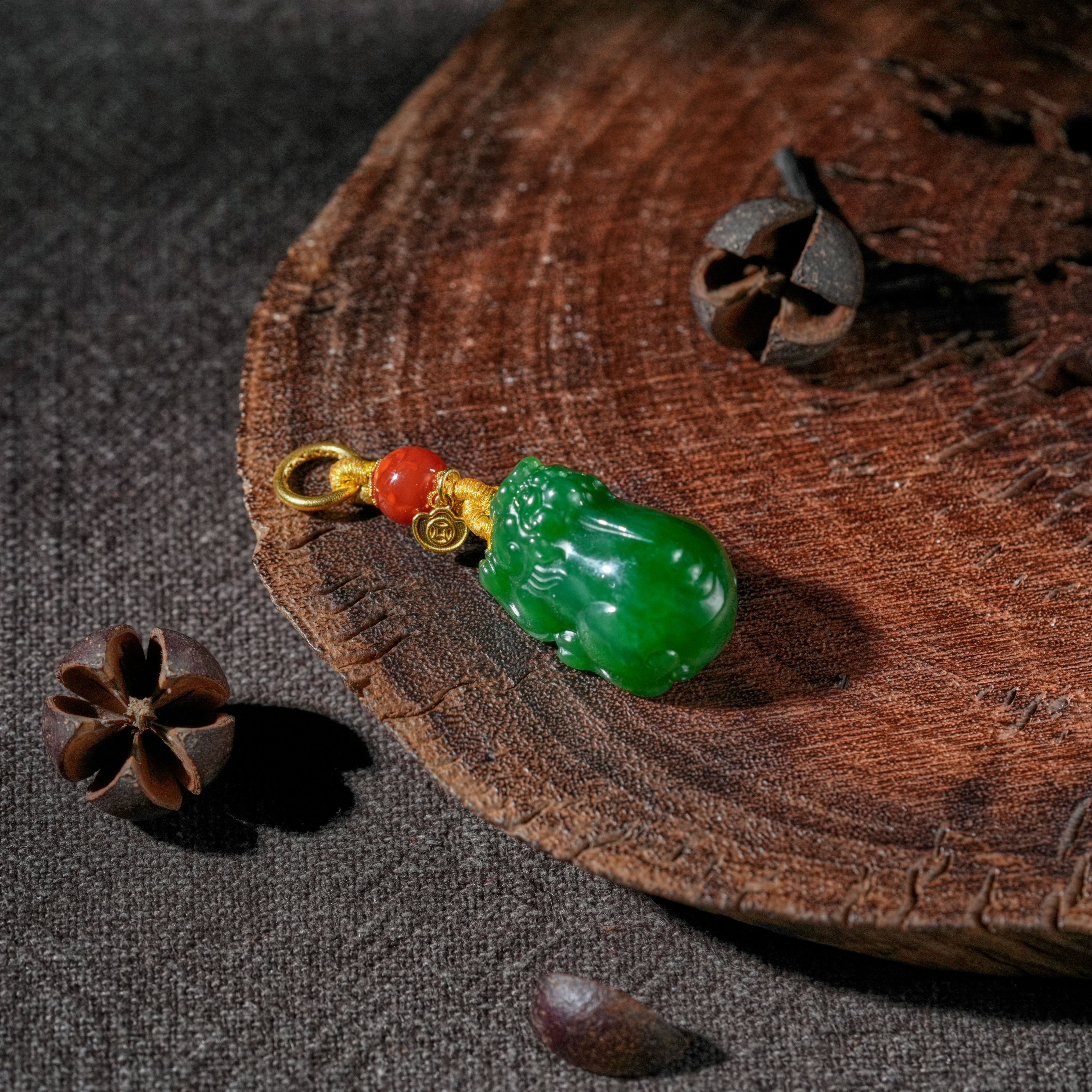 【博缘】和田玉老料18K金镶嵌典藏级貔貅吊坠D4112