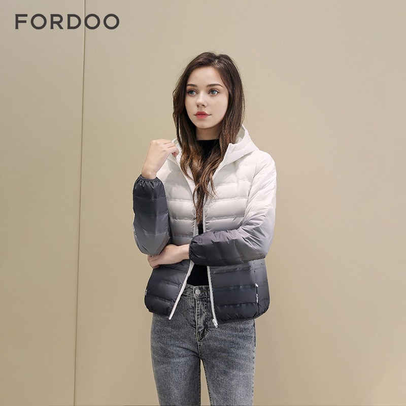 FORDOO/虎都短款连帽轻薄渐变白鸭绒保暖时尚女款通勤羽绒服-XY