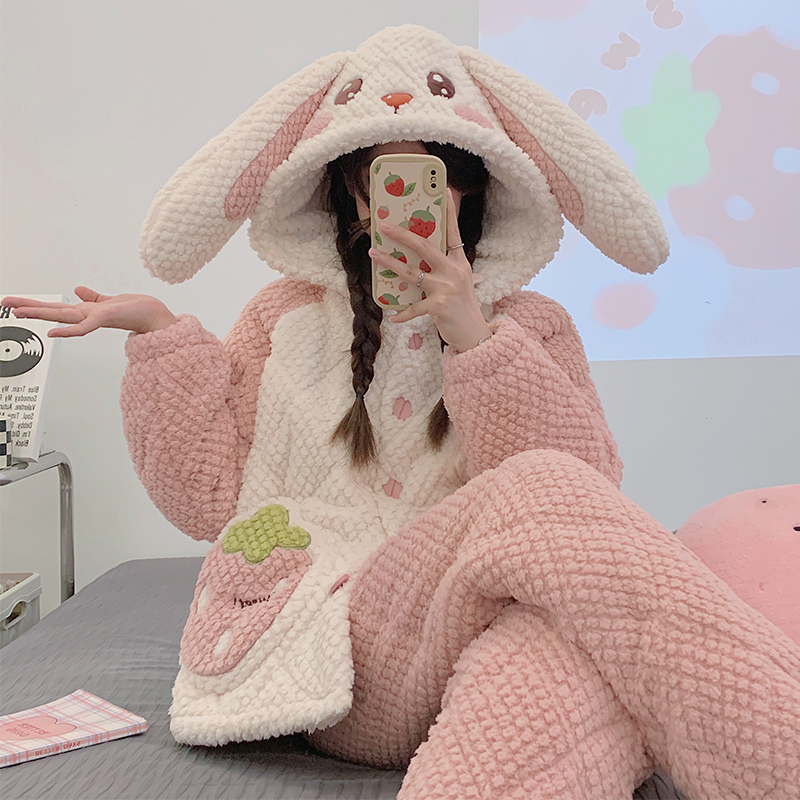 珊瑚绒冬季睡衣女2023年新款法兰绒套装三层夹棉学生卡通风家居服