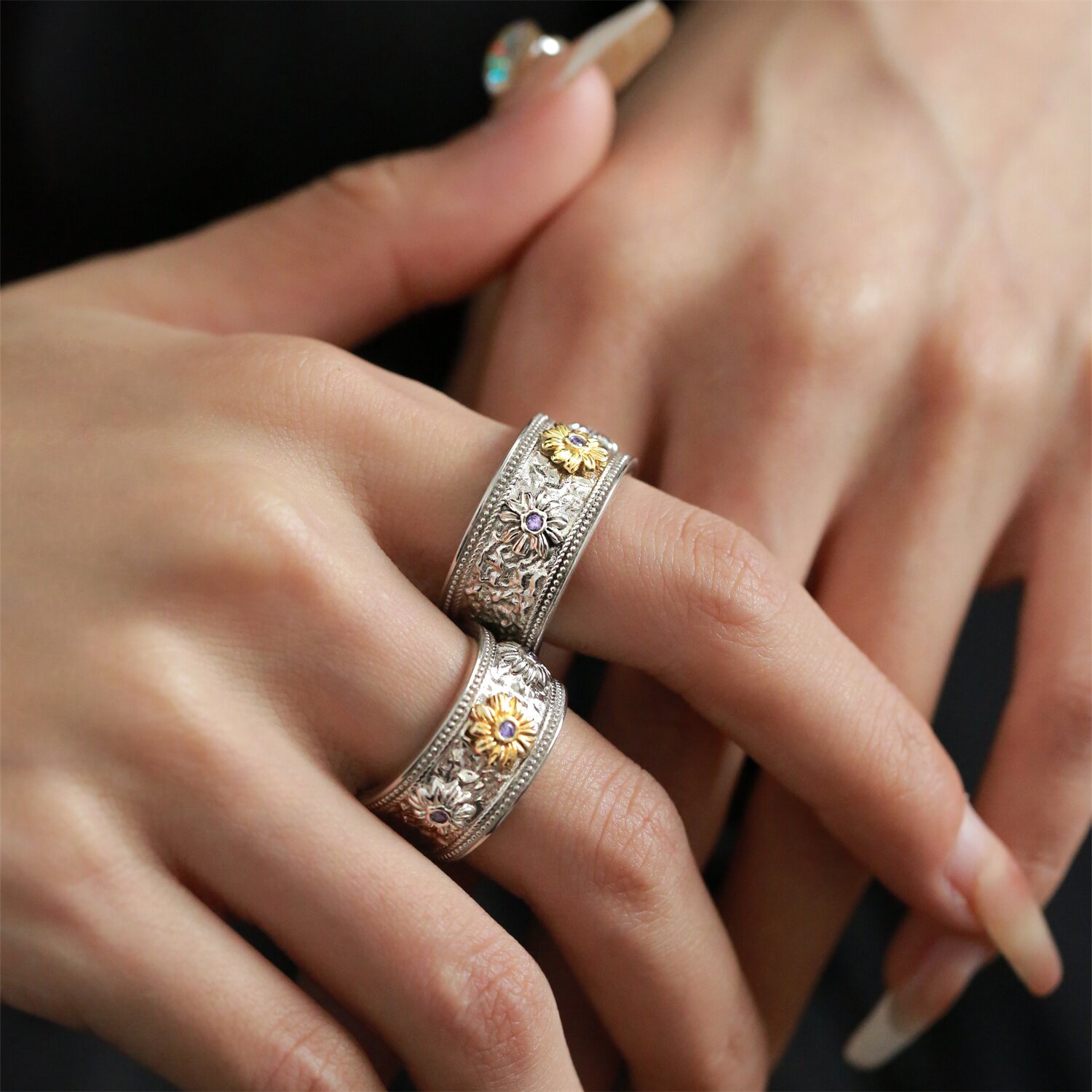 Cmill/晶贵坊 925银戒指 【戒指】S925银金银雏菊戒指J08830YS17