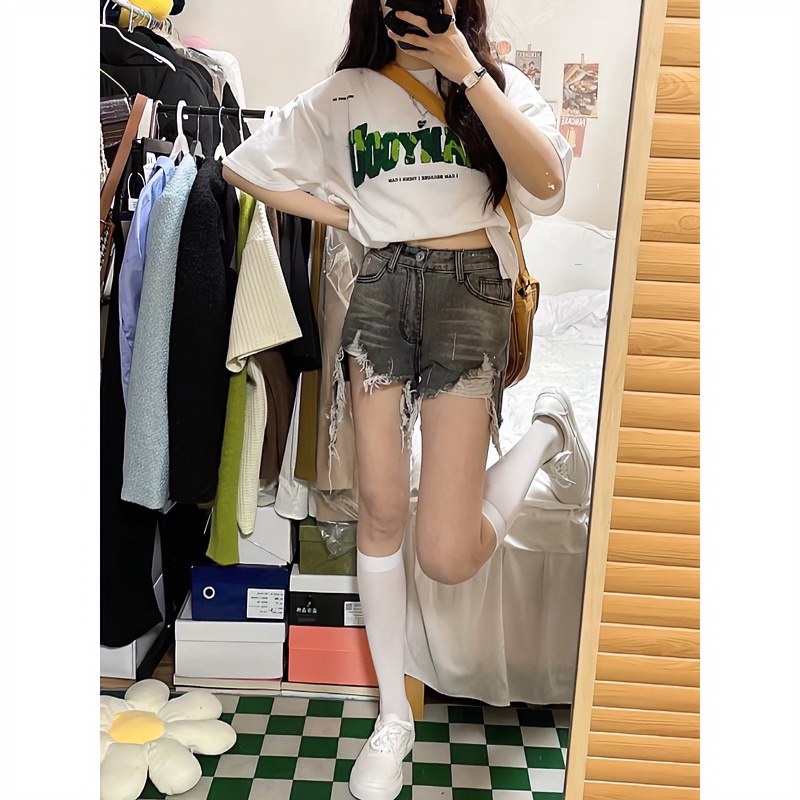 烟灰色高腰显瘦牛仔短裤女夏季大码小众设计感破洞毛边a字热裤潮