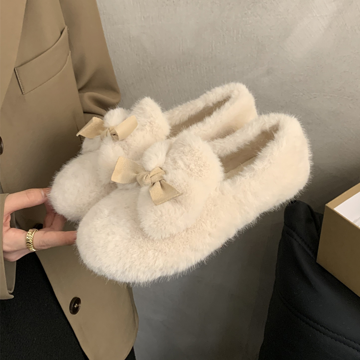 冬季豆豆鞋一脚蹬女加绒棉鞋2023新款蝴蝶结毛毛鞋女百搭厚底鞋