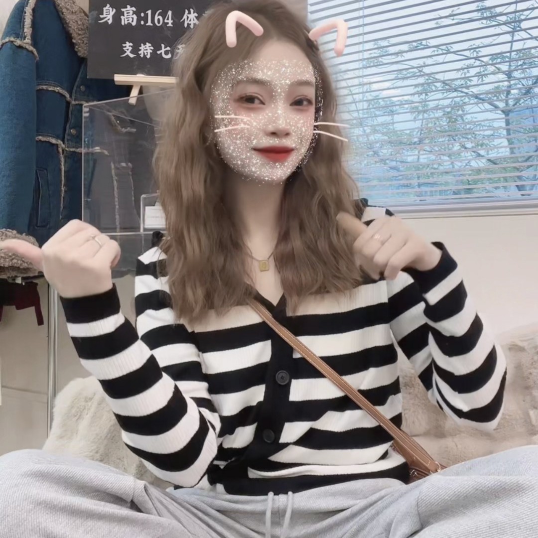 【婕西】新款韩版早春休闲不规则上衣修身显瘦连帽针织开衫#081640
