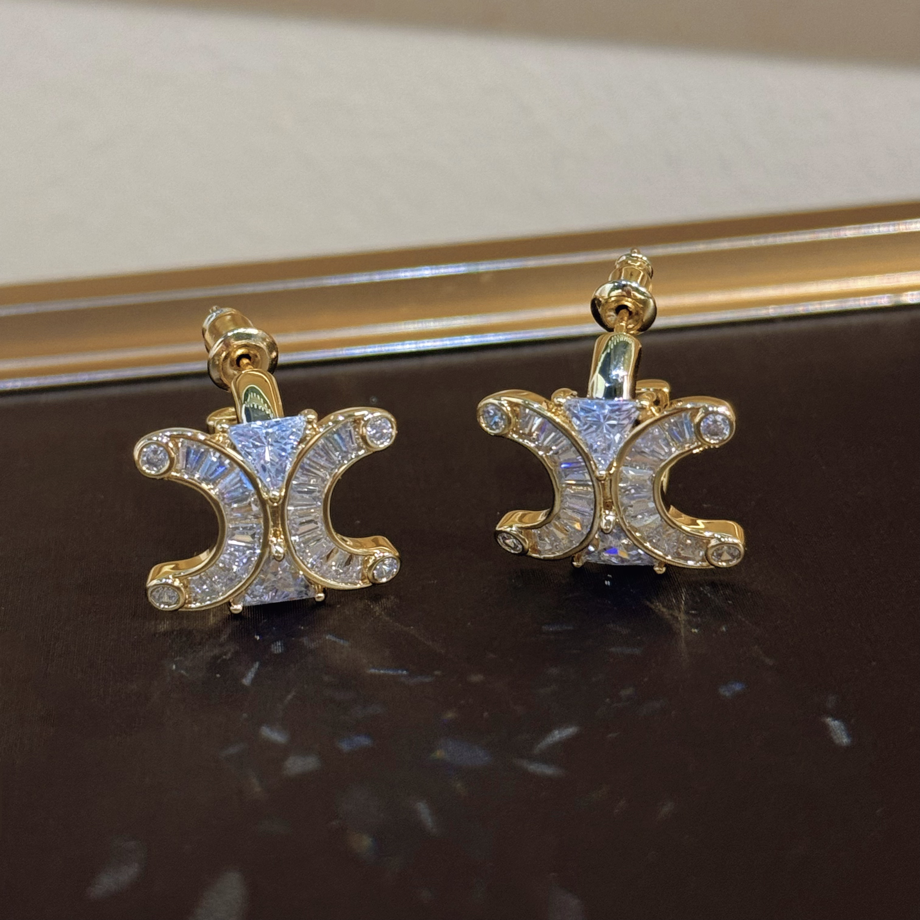 合金合成锆石耳饰 杨杨babytime 欧美微镶方双C耳钉ins小众轻奢