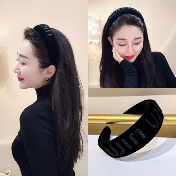杨杨babytime缪小姐宽边字母丝绒发箍高颅顶简约黑色复古