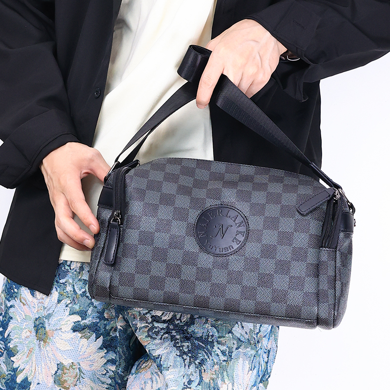 男包休闲时尚单肩包通勤格子斜挎包男包韩版斜跨小方包潮流