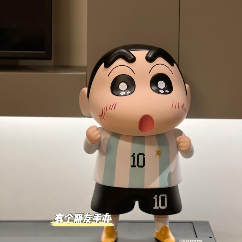 新款Messi小新42cm高站姿礼物家居摆件手办公仔球衣小新