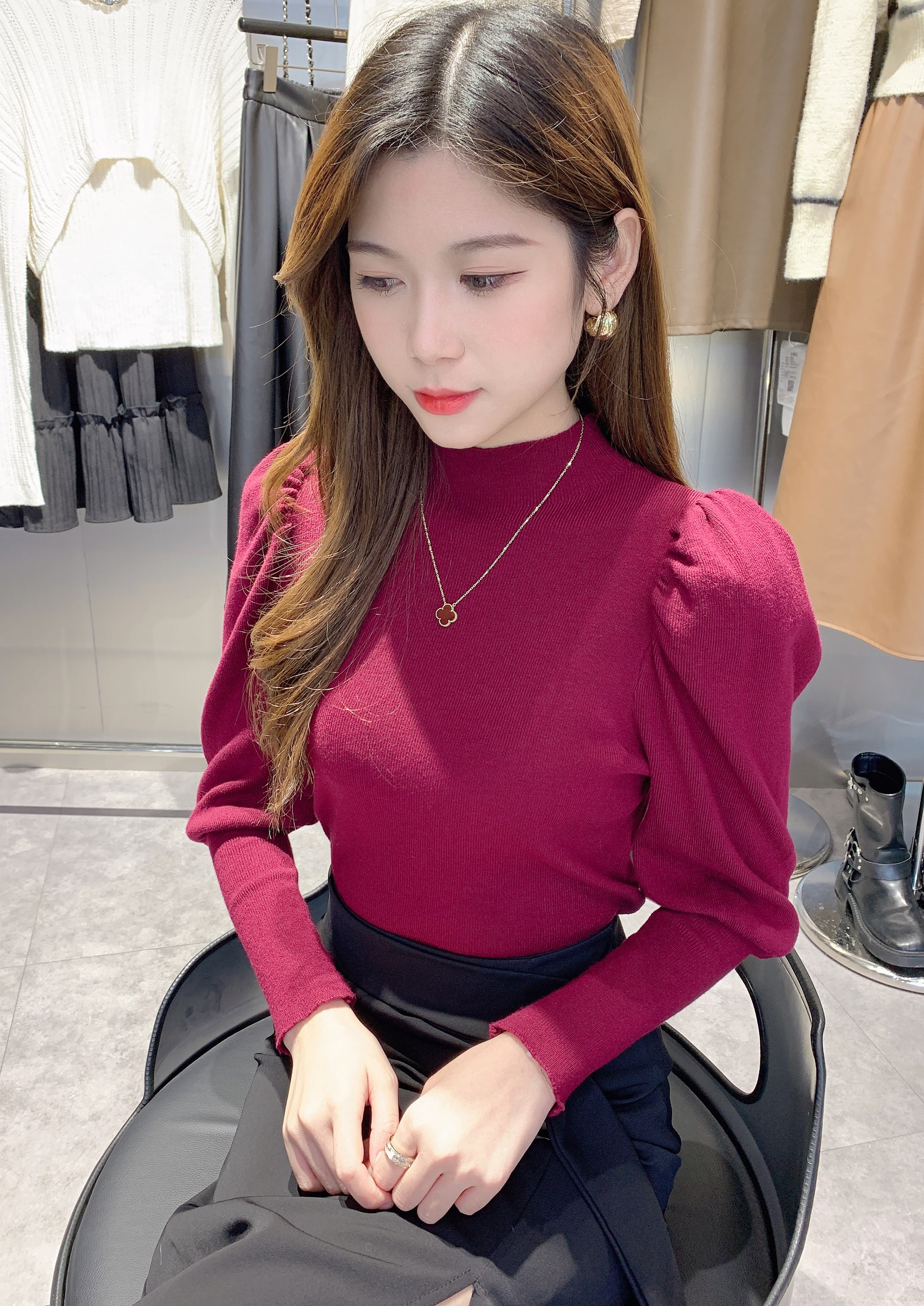 蕾蕾家-2023冬季新款泡泡袖韩版百搭半高领气质显瘦长袖针织衫