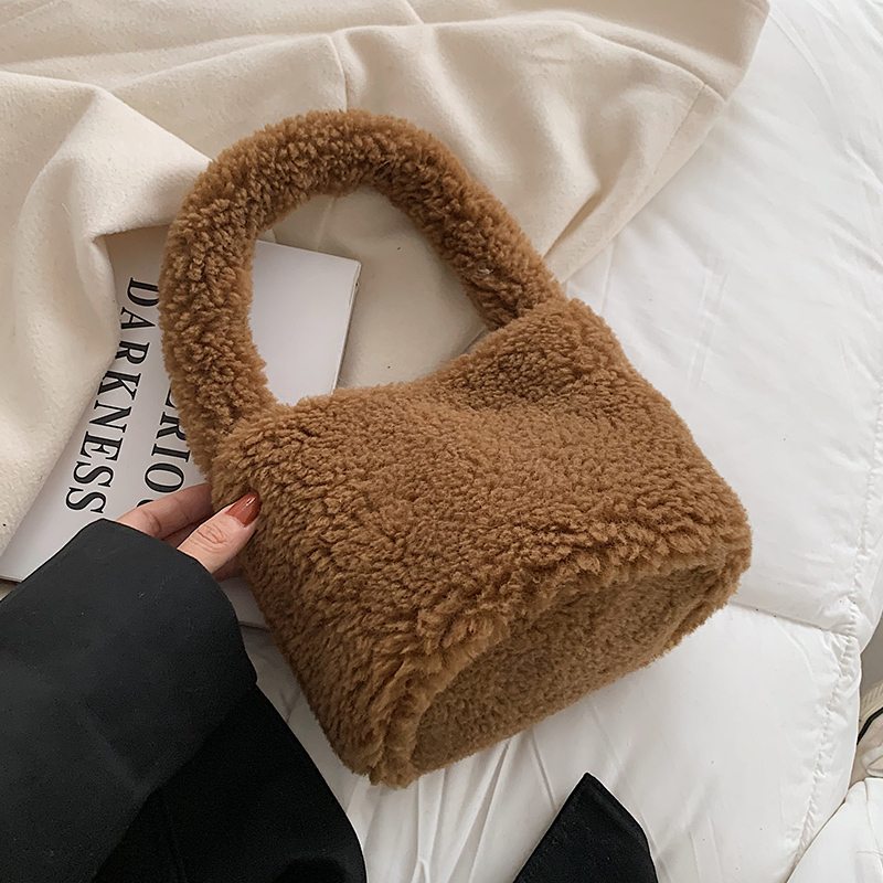 羊羔毛毛绒包包女冬季2023新款秋冬毛茸茸手提毛毛水桶包手拎小包