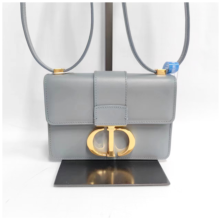 95新 Dior/迪奥 安洁利田哥斜挎包/BK0105110