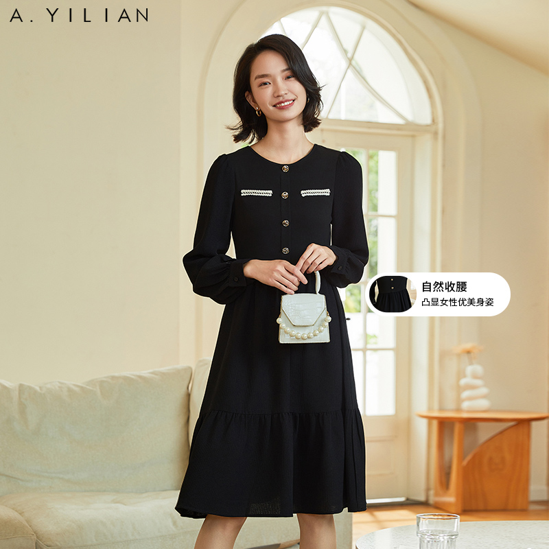 阿依莲收腰2024新款纯色黑色连衣裙气质简约长袖赫本风小黑裙