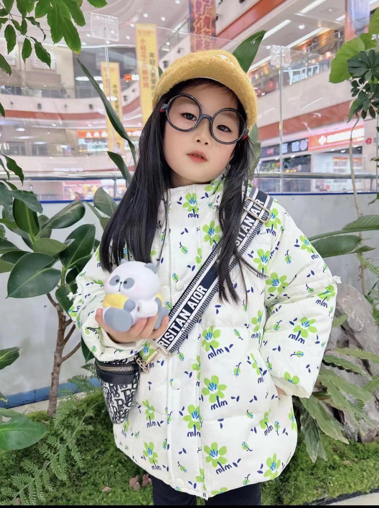 105琪家童装秋冬女童外套