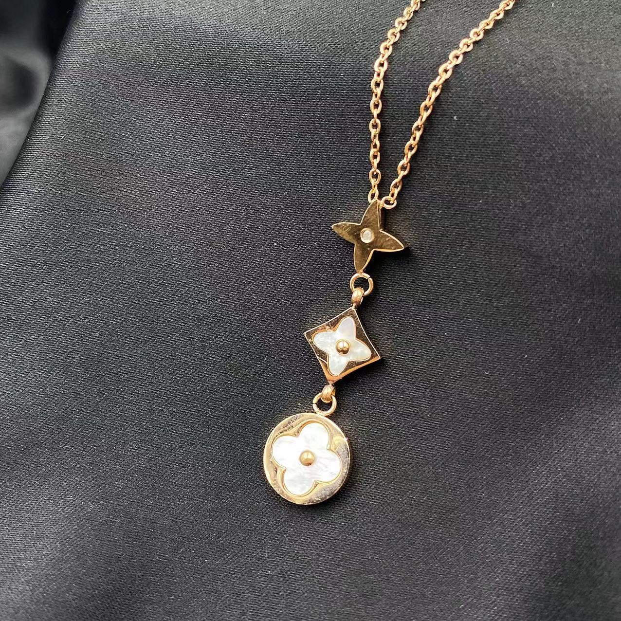 【金姐专属】钻石气质花花项链C1036合金镶嵌