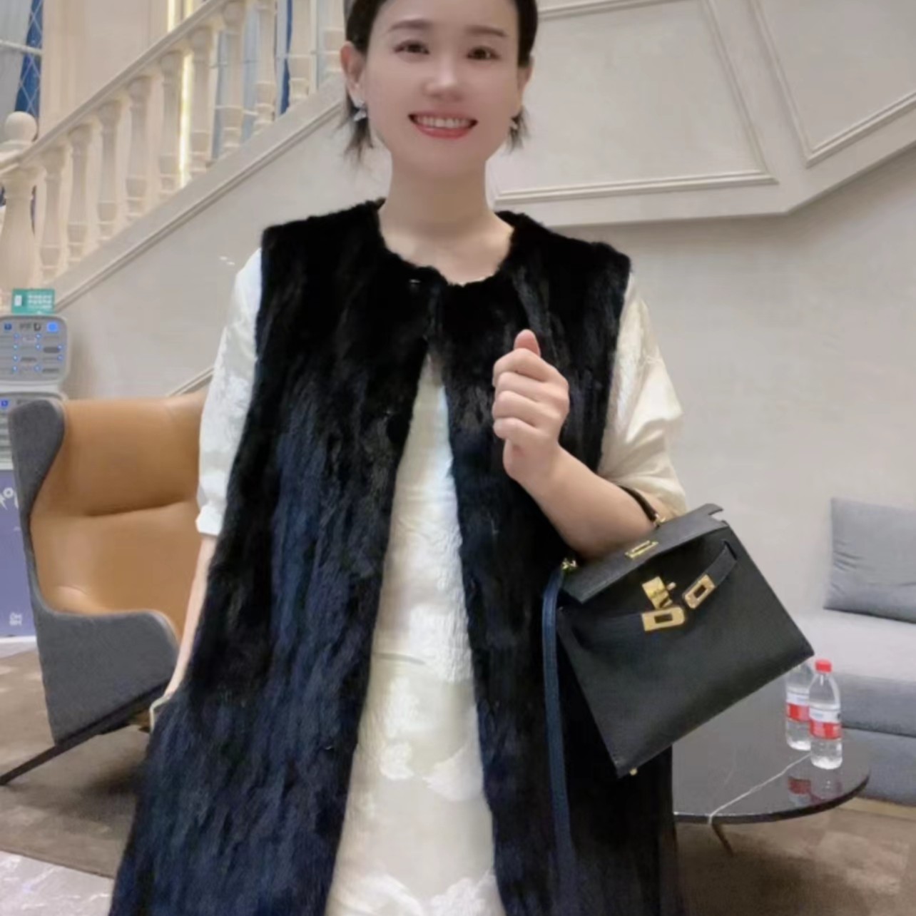 Rowlaye/诺谰2023新款水貂女百搭显廋豹纹貂休闲气质秋冬背心马甲