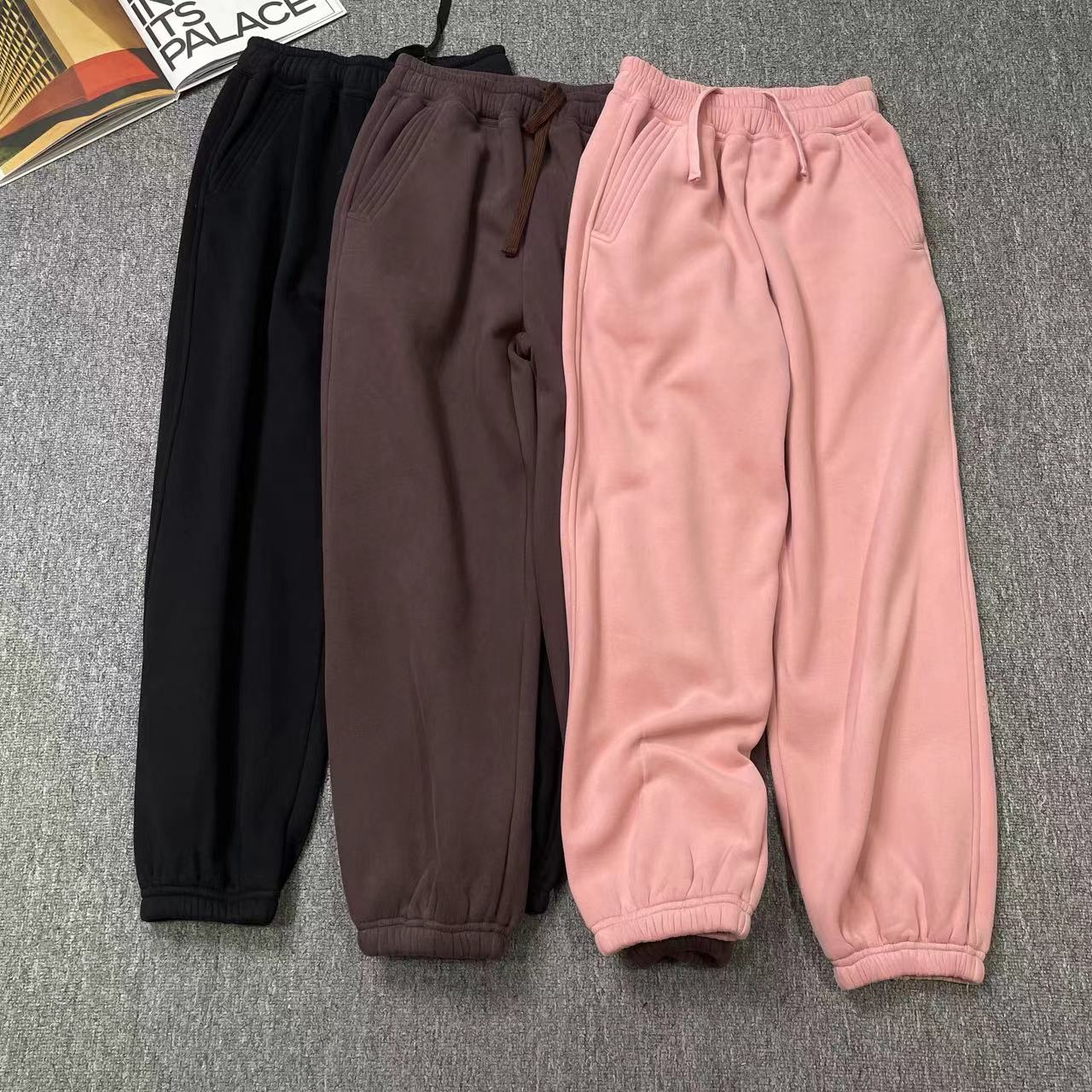 82037余小鱼 四色韩系松紧腰口袋休闲百搭收口加绒卫裤女装