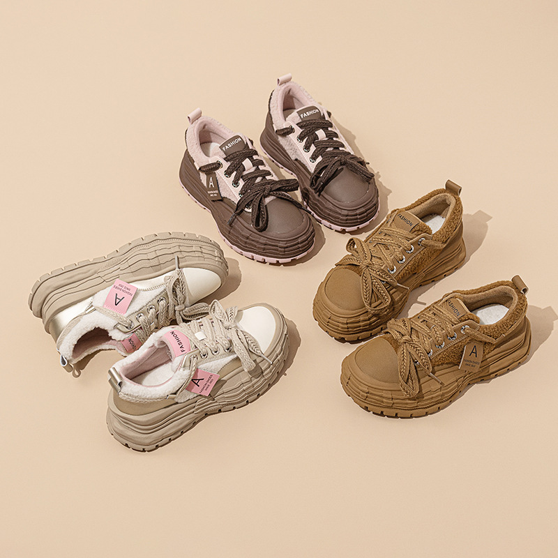 欧货超火丑萌松糕鞋女2023冬季新款加绒保暖板鞋女溶解运动休闲鞋