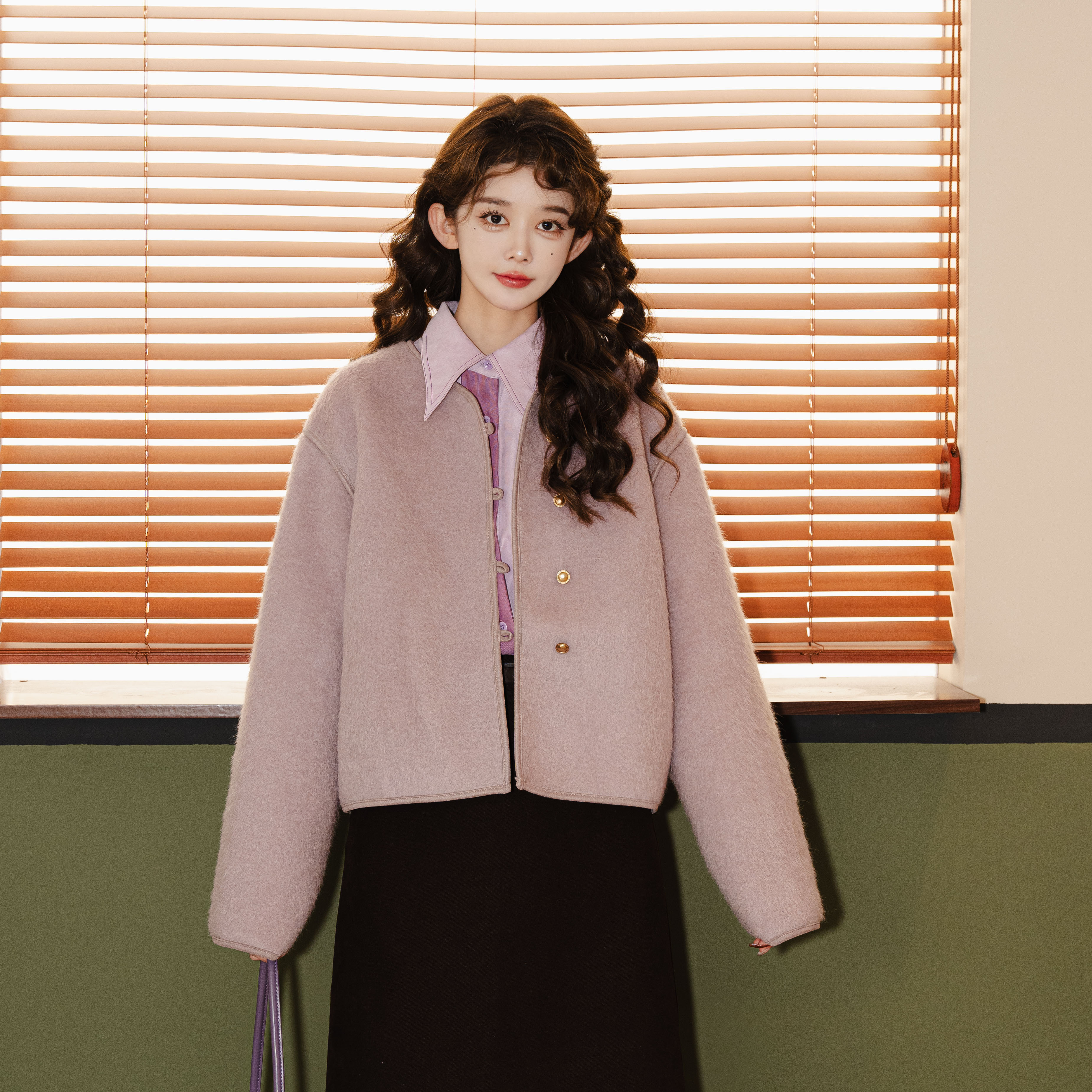 荔枝Lizhi/【温柔日落】港风百搭时尚宽松休闲外套女ZX233021