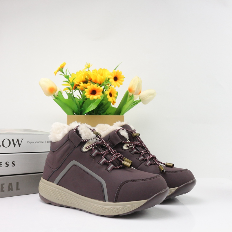 D015(运动码)男女款 冬季新款低帮松紧带加绒舒适轻便休闲运动鞋