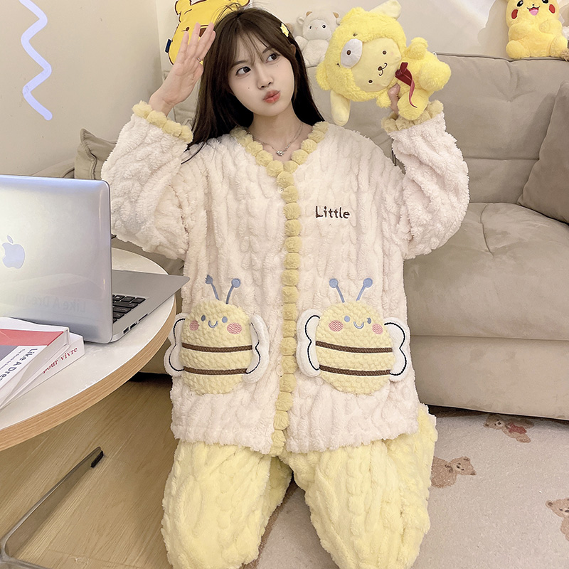可爱卡通珊瑚绒睡衣女款秋冬季加绒加厚保暖冬天法兰绒家居服套装