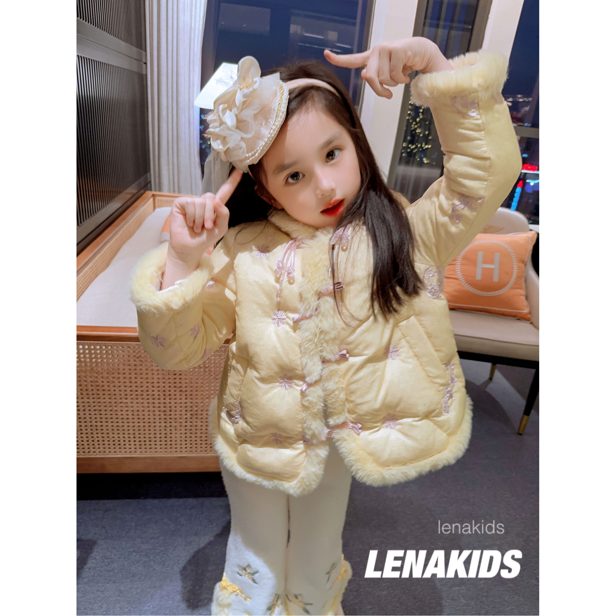 PP·Twinkle【现货】【新国风·90白鸭绒】气质中式女童羽绒服23112401