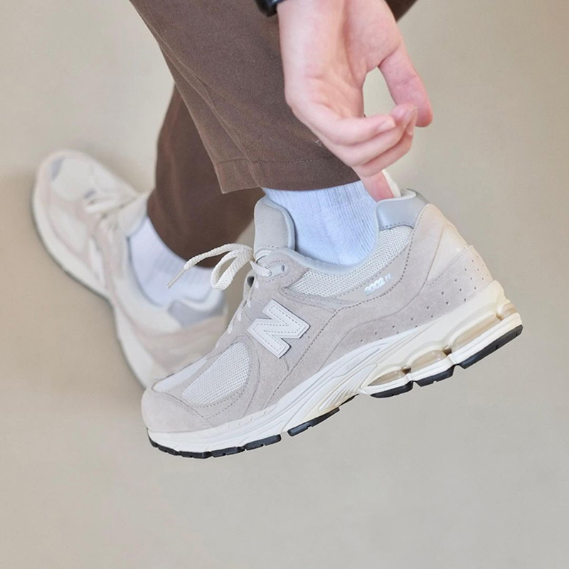 New Balance/NB新款男女鞋运动鞋复古休闲鞋跑步鞋M2002RCC