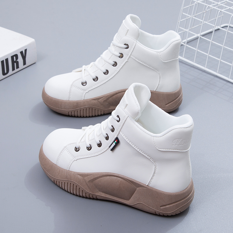 爆款女鞋软底马丁靴秋冬季潮流百搭时尚高帮小白鞋气质新