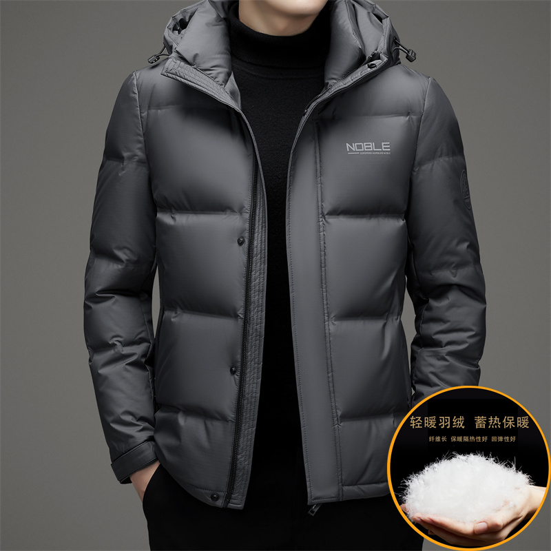 2023冬季新款轻薄羽绒服男保暖棉袄连帽短款爸爸装白鸭绒潮流外套