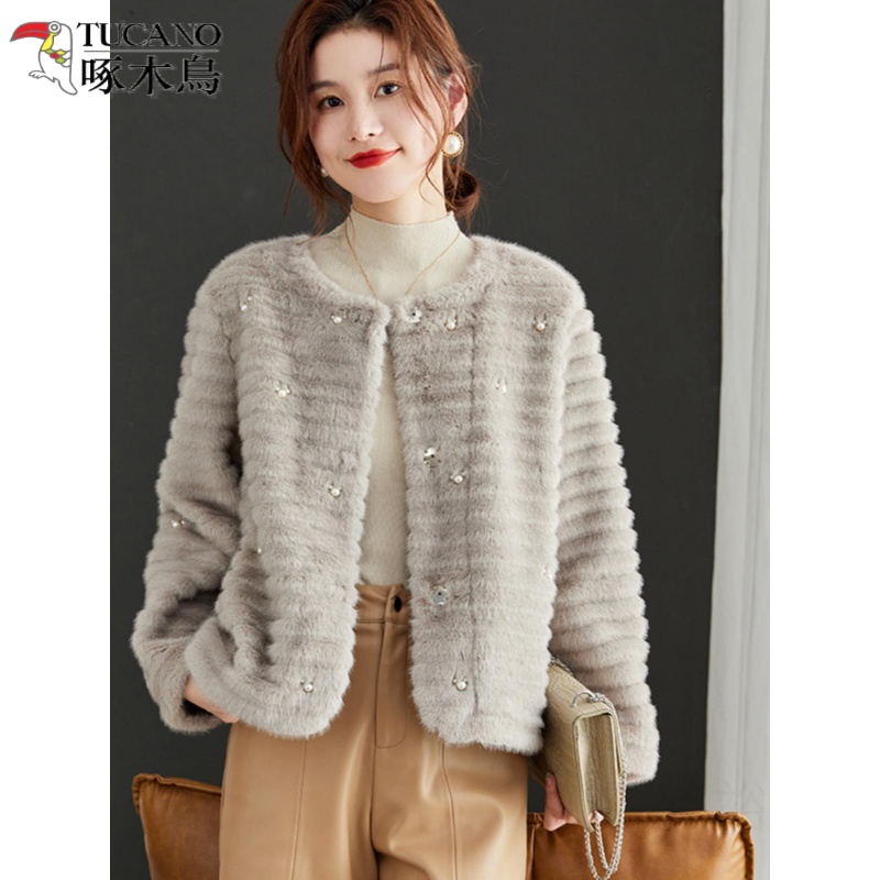 啄木鸟感超好看小个子洋气皮毛一体仿仿皮草短外套女春秋2023新款