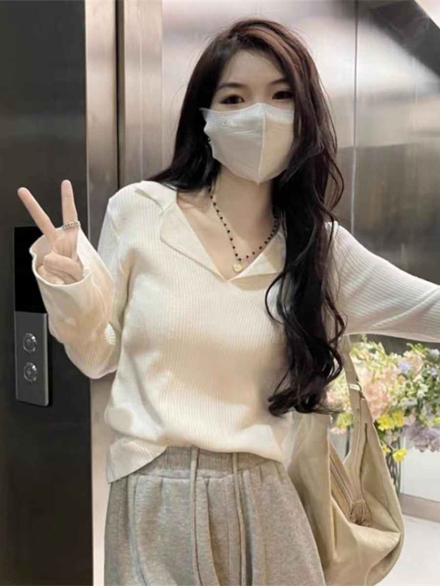 【屁桃】【磨毛】微胖大码法式新款设计感打底衫百搭显瘦纯色上衣女装