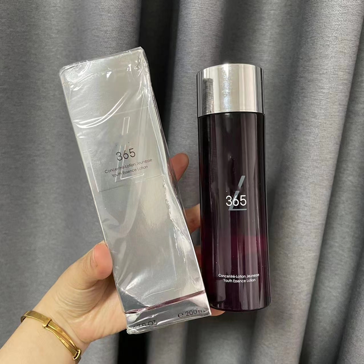爽肤水！365美肌在现修护精华水200ml