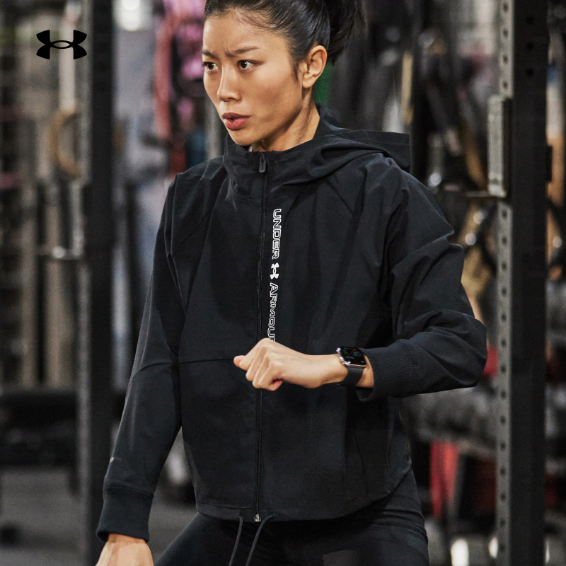 安德玛官网UA女子梭织全拉链宽松训练户外健身运动夹克1369889