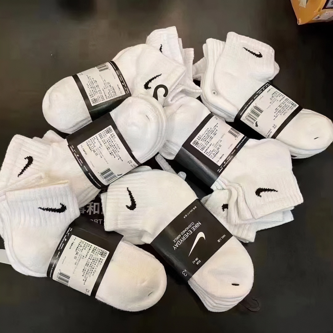 耐克/nike 男女大童运动休闲透气毛巾底三双中帮儿童袜子SX6844