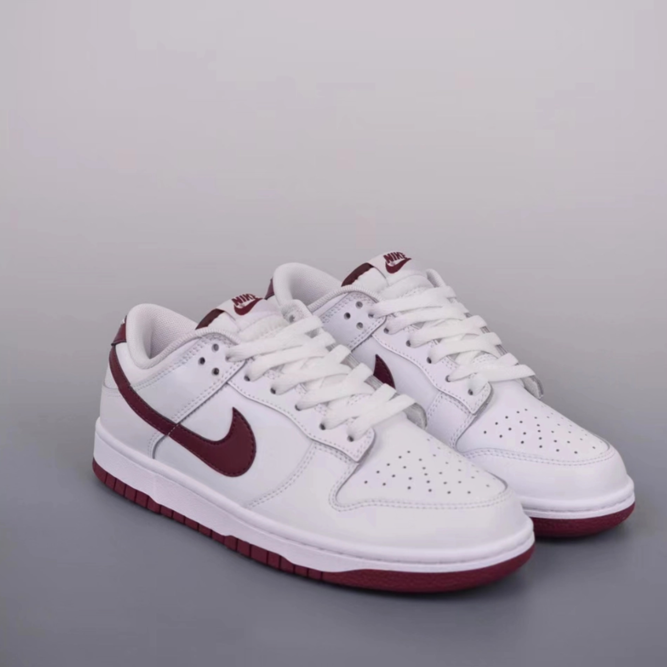 耐克Nike Dunk Low白棕暗红低帮复古休闲运动板鞋 DV0831-102