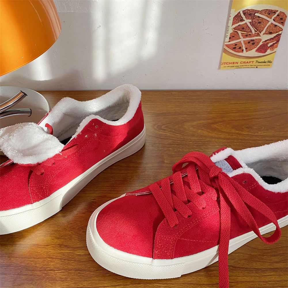 2023秋冬季新款大红色加绒帆布鞋女百搭二保暖情侣休闲滑板鞋子潮