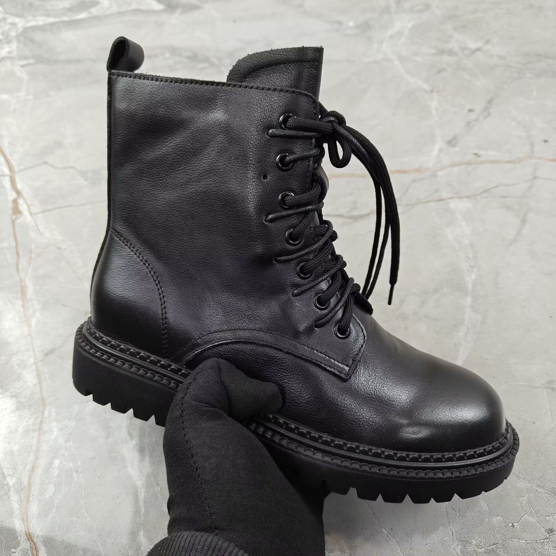 圆头侧拉链粗跟系带短靴女2026-2