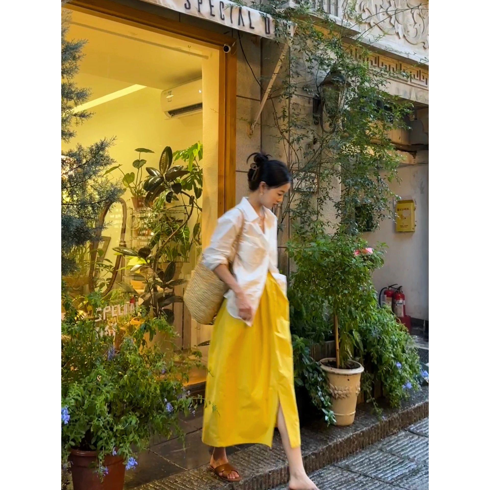 黄色长绒棉松紧腰立体弧形半身裙女2023年秋季新款ins潮中长裙子