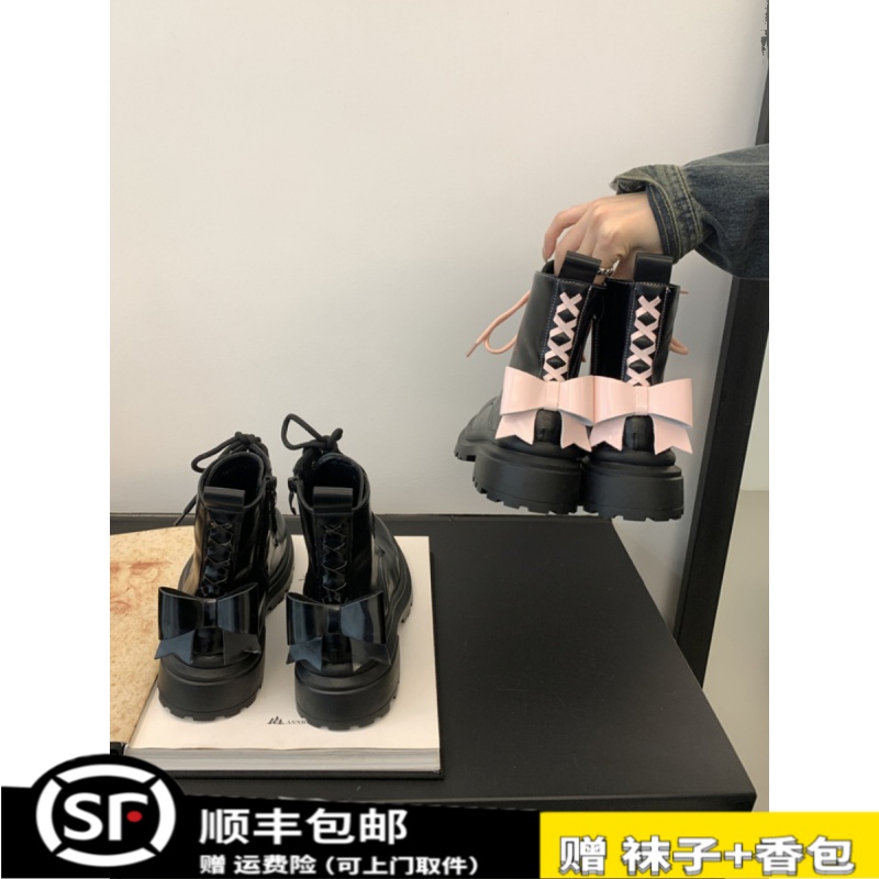 少女小众马丁靴女秋冬季时尚潮流百搭英伦风蝴蝶结厚底酷机车短靴