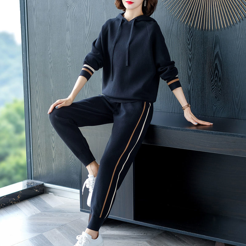 大码运动休闲套装女春秋韩版宽松显瘦气质时尚连帽卫衣两件套女