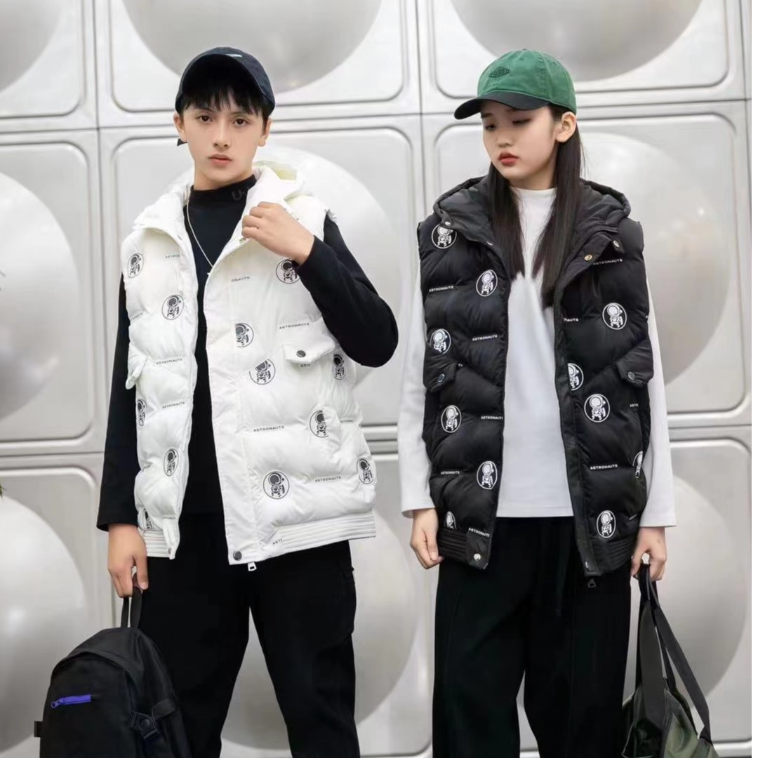 微瑕No退No换22072青少年儿童潮款百搭纯色棉马甲