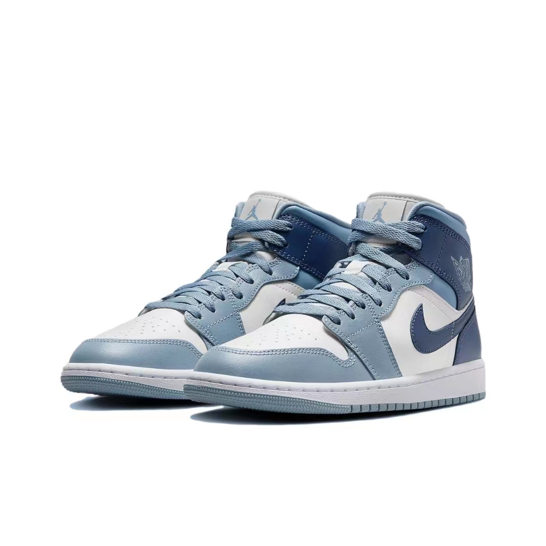 JordanAir JordanMid防滑耐磨中帮复古篮 球鞋女款白蓝BQ6472-140